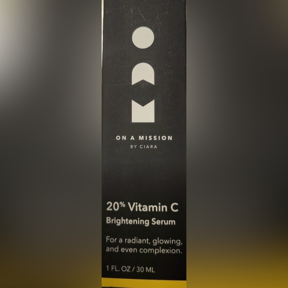 Vitamin c Brightening Serum - OAM by Ciara